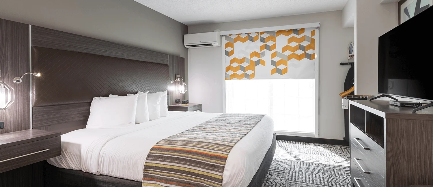 ENJOY EXCLUSIVE IN-ROOM AMENITIES IN OUR COZY & SPACIOUS GUEST ROOMS